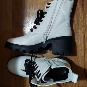 BP white combat boots